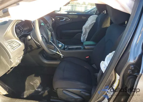 2015 Chrysler 200 Limited z USA, uszkodzony, nr VIN 1C3CCCAB4FN538965